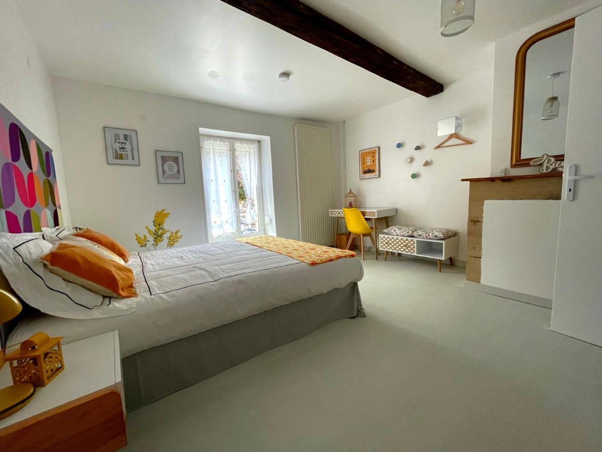 Apartamento Triplex Plein Coeur Du Centre Historique Charleville-Mézières Exterior foto