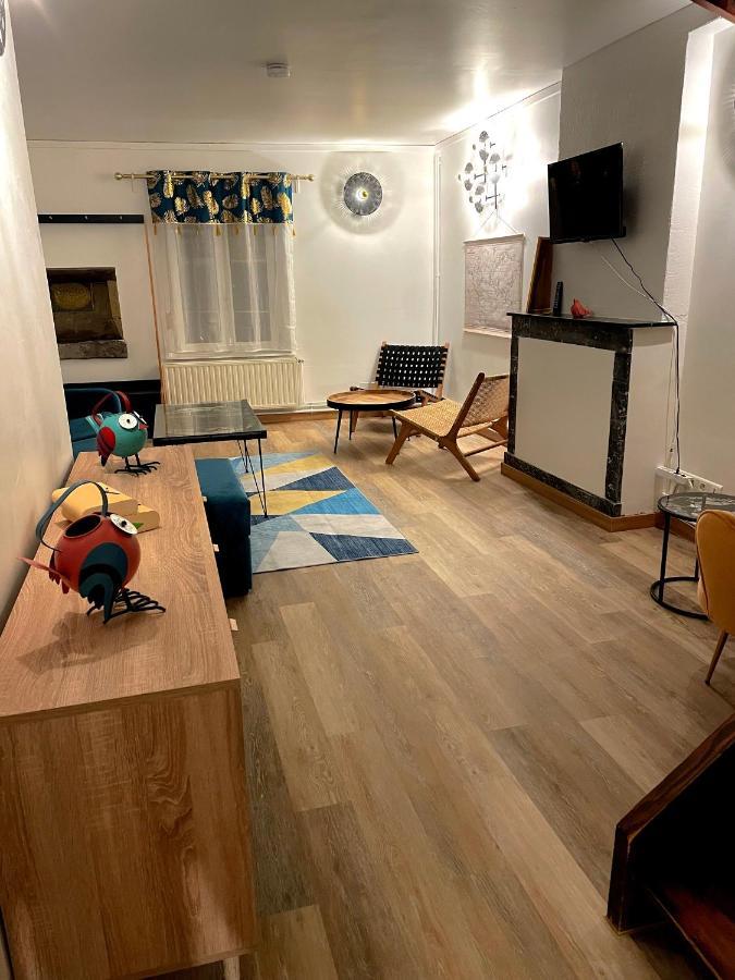 Apartamento Triplex Plein Coeur Du Centre Historique Charleville-Mézières Exterior foto